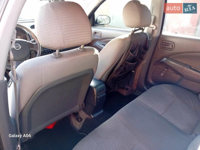 Черный Ниссан Альмера, объемом двигателя 1.6 л и пробегом 185 тыс. км за 4500 $, фото 76 на Automoto.ua