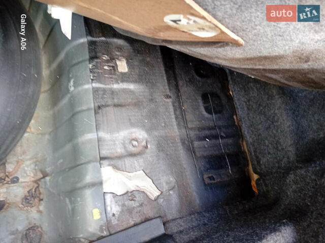 Черный Ниссан Альмера, объемом двигателя 1.6 л и пробегом 185 тыс. км за 4500 $, фото 107 на Automoto.ua