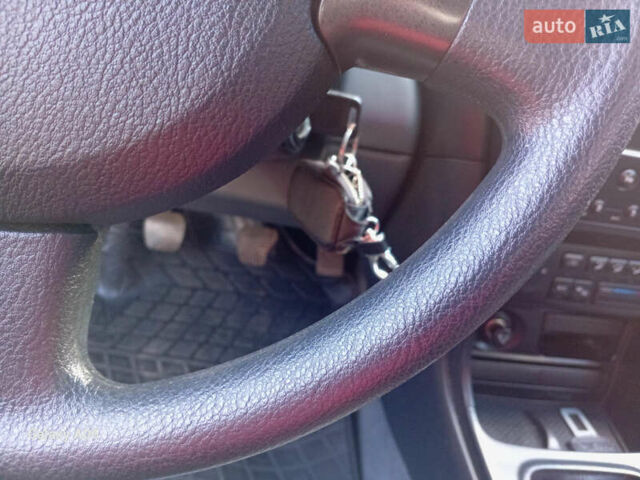 Черный Ниссан Альмера, объемом двигателя 1.6 л и пробегом 185 тыс. км за 4500 $, фото 78 на Automoto.ua