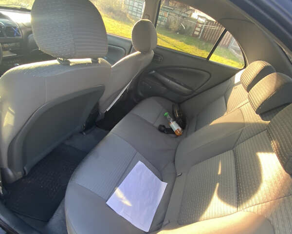 Черный Ниссан Альмера, объемом двигателя 1.6 л и пробегом 177 тыс. км за 3800 $, фото 8 на Automoto.ua