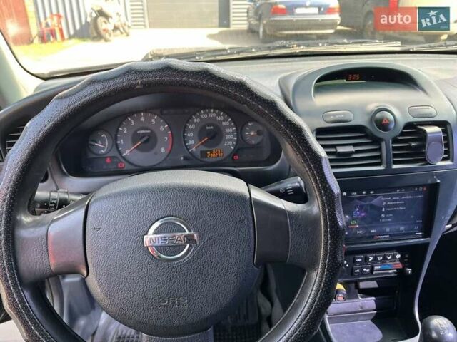 Черный Ниссан Альмера, объемом двигателя 1.6 л и пробегом 241 тыс. км за 3500 $, фото 5 на Automoto.ua