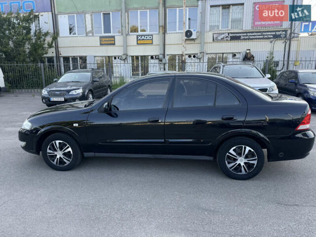 Черный Ниссан Альмера, объемом двигателя 1.6 л и пробегом 205 тыс. км за 5000 $, фото 4 на Automoto.ua