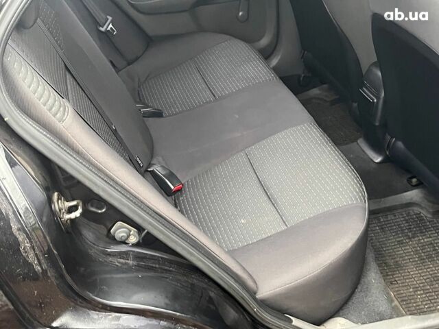 Черный Ниссан Альмера, объемом двигателя 1.6 л и пробегом 203 тыс. км за 5990 $, фото 23 на Automoto.ua