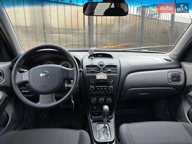 Черный Ниссан Альмера, объемом двигателя 1.6 л и пробегом 221 тыс. км за 5690 $, фото 8 на Automoto.ua