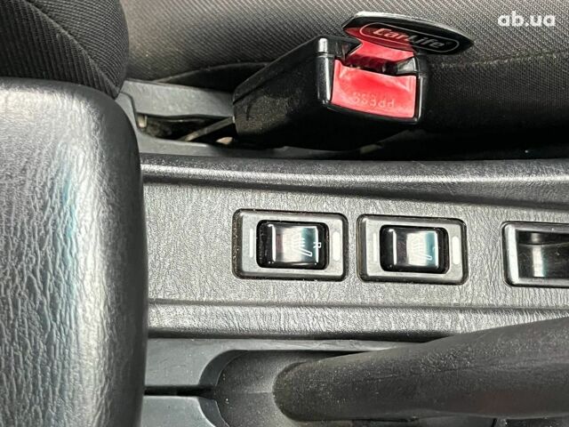 Черный Ниссан Альмера, объемом двигателя 1.6 л и пробегом 203 тыс. км за 5990 $, фото 20 на Automoto.ua