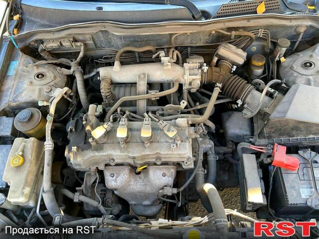 Черный Ниссан Альмера, объемом двигателя 1.6 л и пробегом 300 тыс. км за 4250 $, фото 13 на Automoto.ua