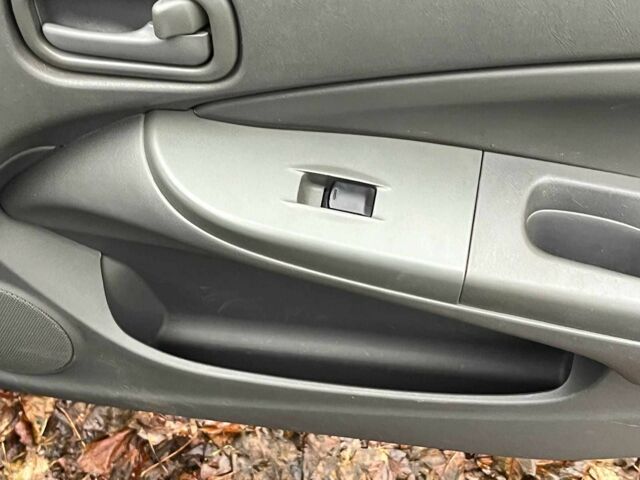 Черный Ниссан Альмера, объемом двигателя 1.6 л и пробегом 203 тыс. км за 5990 $, фото 16 на Automoto.ua