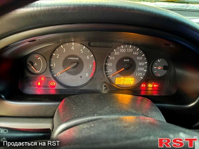 Черный Ниссан Альмера, объемом двигателя 1.6 л и пробегом 212 тыс. км за 5300 $, фото 7 на Automoto.ua