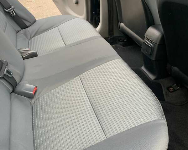 Черный Ниссан Альмера, объемом двигателя 1.6 л и пробегом 129 тыс. км за 6500 $, фото 18 на Automoto.ua