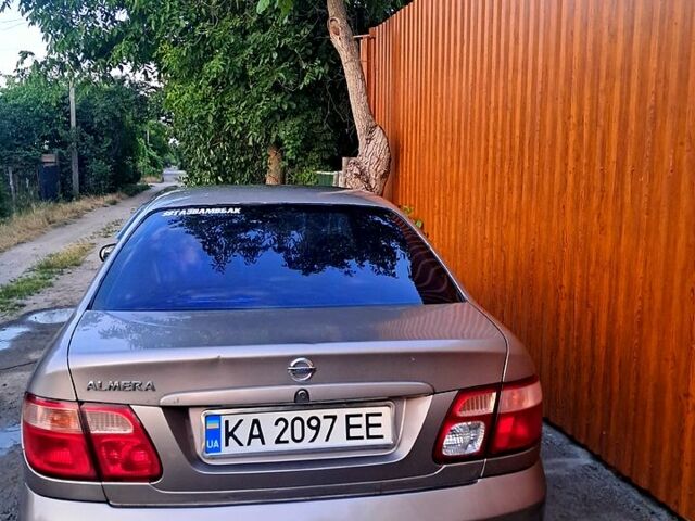 Коричневый Ниссан Альмера, объемом двигателя 1.5 л и пробегом 315 тыс. км за 3000 $, фото 4 на Automoto.ua