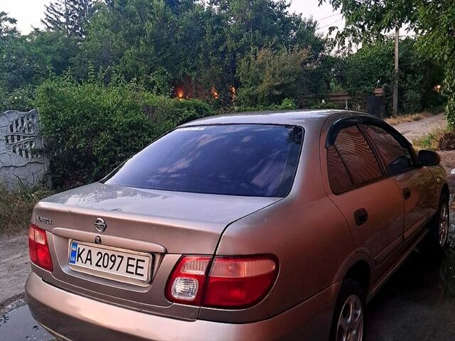 Коричневый Ниссан Альмера, объемом двигателя 1.5 л и пробегом 315 тыс. км за 3000 $, фото 5 на Automoto.ua