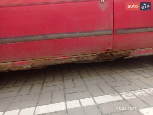 Красный Ниссан Альмера, объемом двигателя 1.39 л и пробегом 332 тыс. км за 1300 $, фото 2 на Automoto.ua