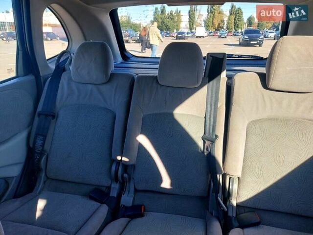 Красный Ниссан Альмера, объемом двигателя 2 л и пробегом 170 тыс. км за 3500 $, фото 12 на Automoto.ua