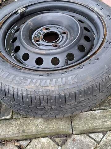 Красный Ниссан Альмера, объемом двигателя 1.5 л и пробегом 231 тыс. км за 3100 $, фото 3 на Automoto.ua