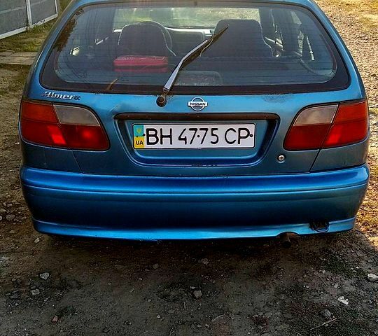 Ниссан Альмера, объемом двигателя 1.6 л и пробегом 300 тыс. км за 1500 $, фото 2 на Automoto.ua