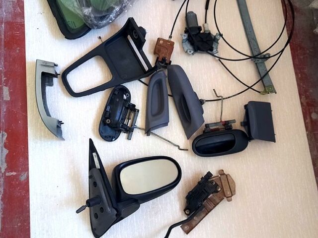 Ниссан Альмера, объемом двигателя 1.5 л и пробегом 835 тыс. км за 1300 $, фото 10 на Automoto.ua