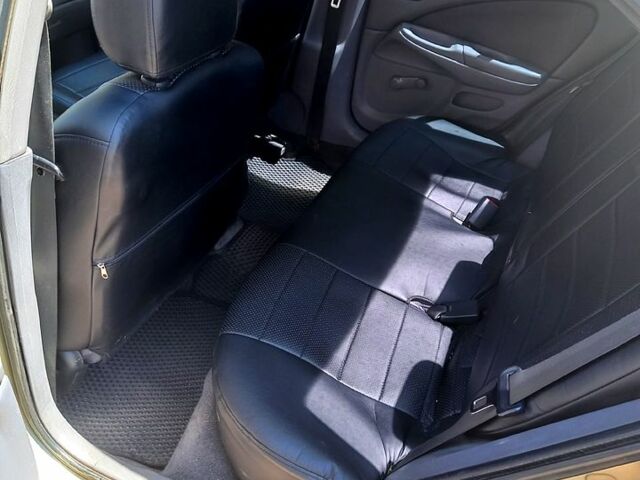 Ниссан Альмера, объемом двигателя 1.5 л и пробегом 835 тыс. км за 1300 $, фото 9 на Automoto.ua