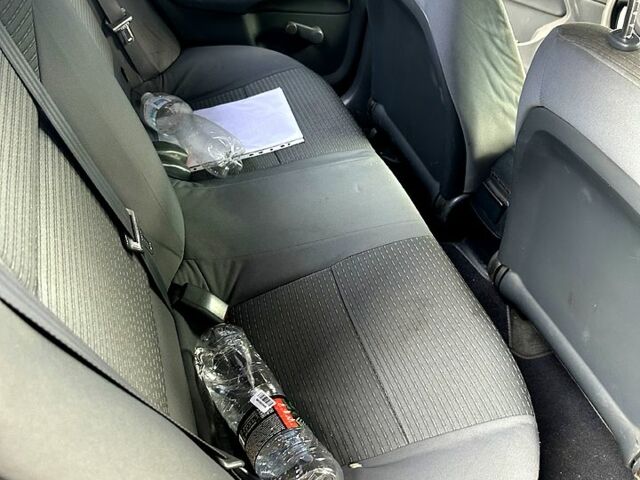 Ниссан Альмера, объемом двигателя 1.6 л и пробегом 286 тыс. км за 3000 $, фото 2 на Automoto.ua