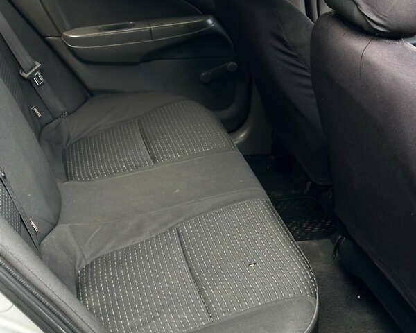 Ниссан Альмера, объемом двигателя 1.6 л и пробегом 92 тыс. км за 4900 $, фото 10 на Automoto.ua