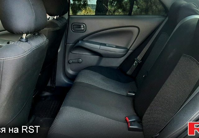 Ниссан Альмера, объемом двигателя 16 л и пробегом 195 тыс. км за 5300 $, фото 9 на Automoto.ua