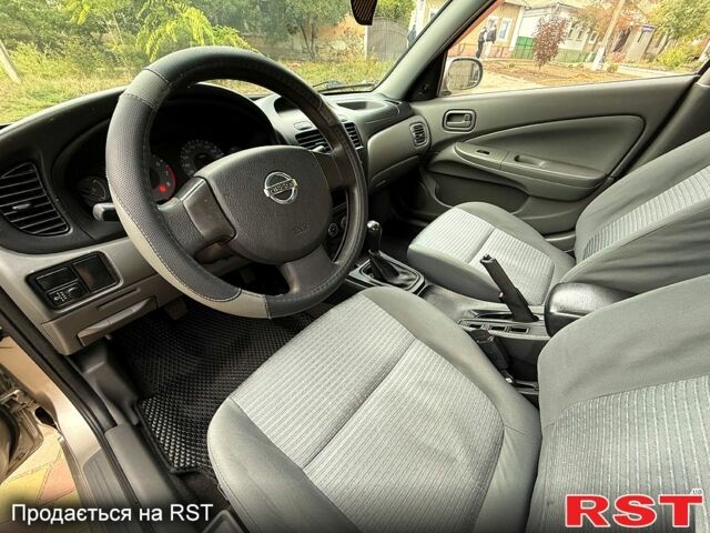 Ниссан Альмера, объемом двигателя 1.6 л и пробегом 117 тыс. км за 5200 $, фото 7 на Automoto.ua