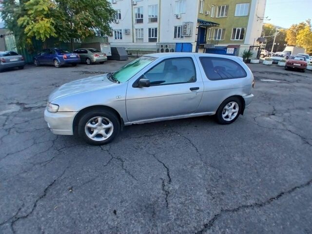 Серый Ниссан Альмера, объемом двигателя 1.6 л и пробегом 320 тыс. км за 650 $, фото 4 на Automoto.ua