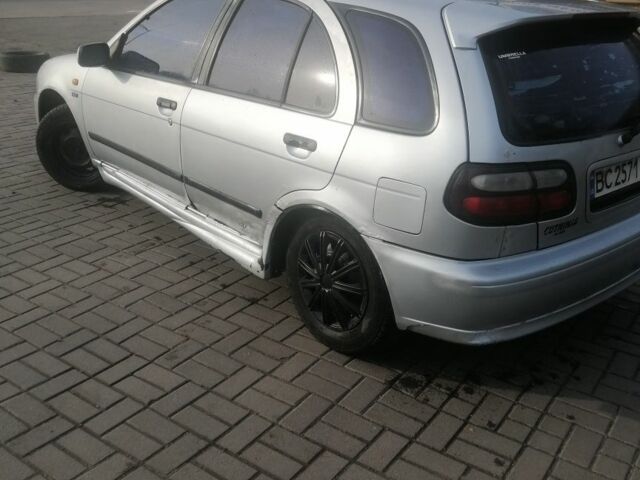 Серый Ниссан Альмера, объемом двигателя 1.6 л и пробегом 247 тыс. км за 950 $, фото 2 на Automoto.ua