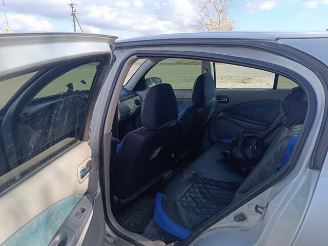 Серый Ниссан Альмера, объемом двигателя 1.8 л и пробегом 3 тыс. км за 2700 $, фото 5 на Automoto.ua