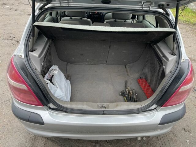 Серый Ниссан Альмера, объемом двигателя 1.8 л и пробегом 202 тыс. км за 2100 $, фото 4 на Automoto.ua