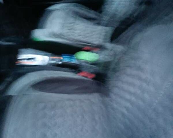 Сірий Ніссан Альмера, об'ємом двигуна 2 л та пробігом 280 тис. км за 3333 $, фото 5 на Automoto.ua