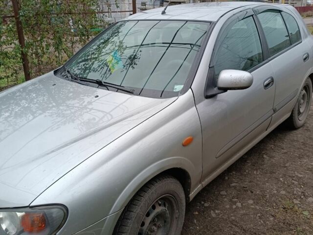 Серый Ниссан Альмера, объемом двигателя 1.5 л и пробегом 295 тыс. км за 2800 $, фото 2 на Automoto.ua