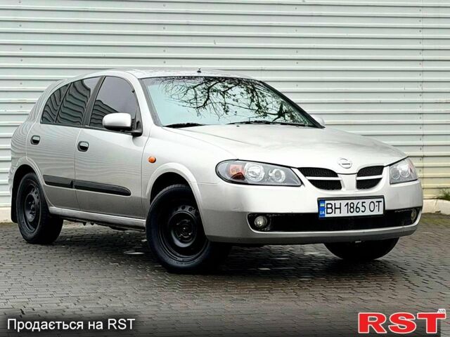 Серый Ниссан Альмера, объемом двигателя 1.5 л и пробегом 285 тыс. км за 3100 $, фото 1 на Automoto.ua