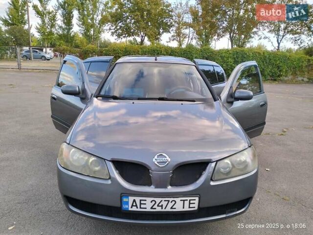 Серый Ниссан Альмера, объемом двигателя 1.5 л и пробегом 247 тыс. км за 3900 $, фото 1 на Automoto.ua