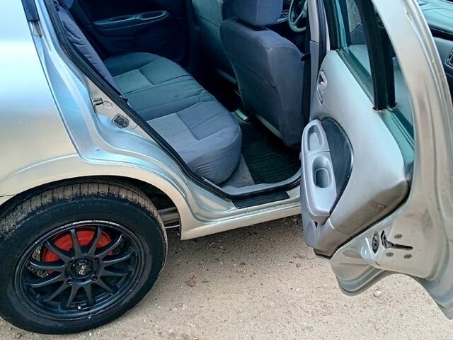 Серый Ниссан Альмера, объемом двигателя 1.5 л и пробегом 0 тыс. км за 2650 $, фото 7 на Automoto.ua