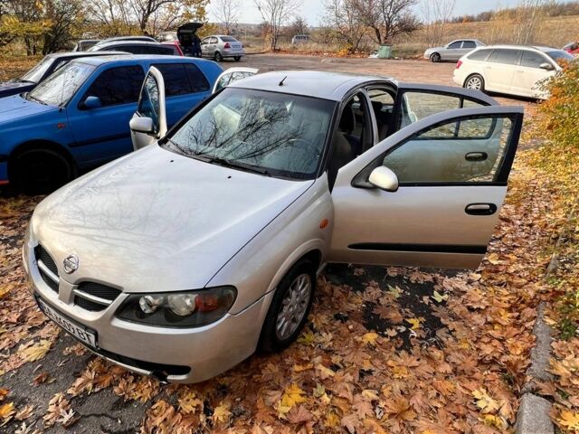 Сірий Ніссан Альмера, об'ємом двигуна 1.8 л та пробігом 300 тис. км за 2500 $, фото 3 на Automoto.ua