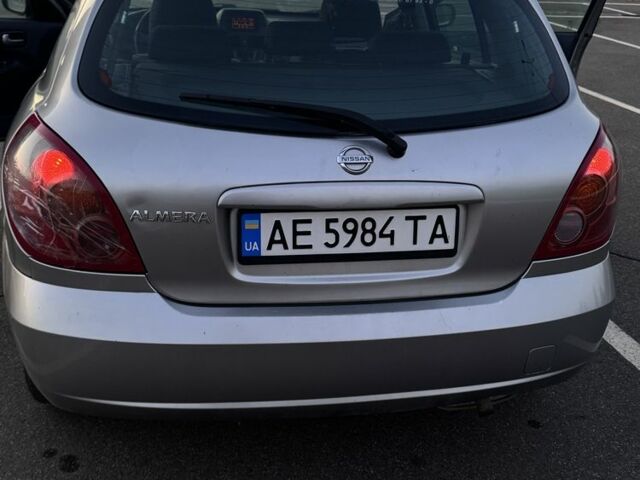 Серый Ниссан Альмера, объемом двигателя 1.5 л и пробегом 160 тыс. км за 4700 $, фото 7 на Automoto.ua