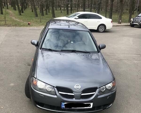 Сірий Ніссан Альмера, об'ємом двигуна 1.5 л та пробігом 245 тис. км за 4500 $, фото 4 на Automoto.ua