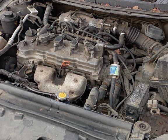 Серый Ниссан Альмера, объемом двигателя 1.6 л и пробегом 300 тыс. км за 800 $, фото 6 на Automoto.ua