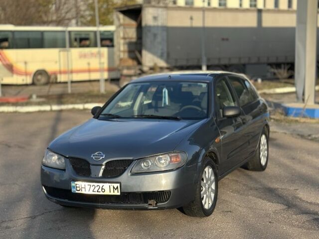 Серый Ниссан Альмера, объемом двигателя 1.5 л и пробегом 300 тыс. км за 2999 $, фото 9 на Automoto.ua