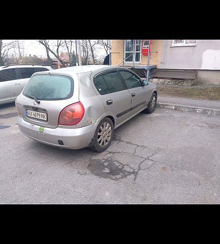 Серый Ниссан Альмера, объемом двигателя 18 л и пробегом 280 тыс. км за 4000 $, фото 1 на Automoto.ua
