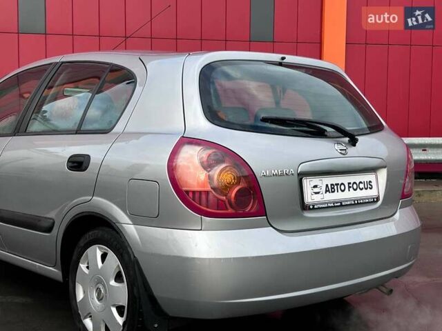 Сірий Ніссан Альмера, об'ємом двигуна 1.5 л та пробігом 204 тис. км за 4690 $, фото 4 на Automoto.ua