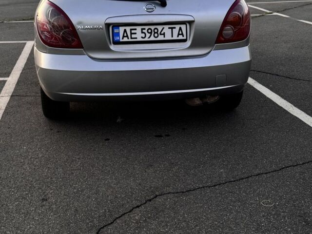 Серый Ниссан Альмера, объемом двигателя 1.5 л и пробегом 160 тыс. км за 4700 $, фото 2 на Automoto.ua
