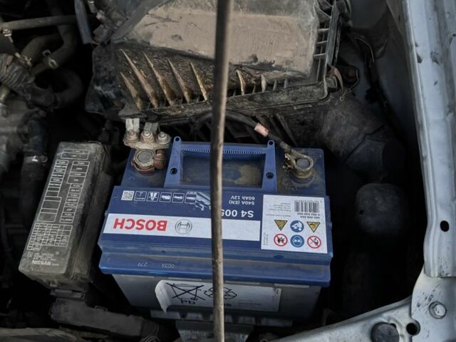 Серый Ниссан Альмера, объемом двигателя 1.5 л и пробегом 160 тыс. км за 4700 $, фото 6 на Automoto.ua