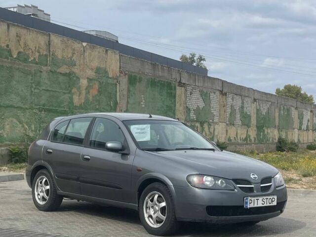 Серый Ниссан Альмера, объемом двигателя 1.5 л и пробегом 300 тыс. км за 3700 $, фото 1 на Automoto.ua