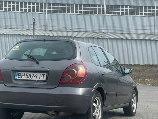 Серый Ниссан Альмера, объемом двигателя 1.5 л и пробегом 300 тыс. км за 3700 $, фото 3 на Automoto.ua
