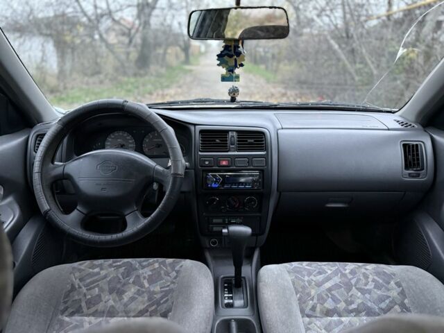 Серый Ниссан Альмера, объемом двигателя 1.6 л и пробегом 100 тыс. км за 1400 $, фото 10 на Automoto.ua