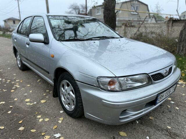 Серый Ниссан Альмера, объемом двигателя 1.6 л и пробегом 100 тыс. км за 1400 $, фото 1 на Automoto.ua