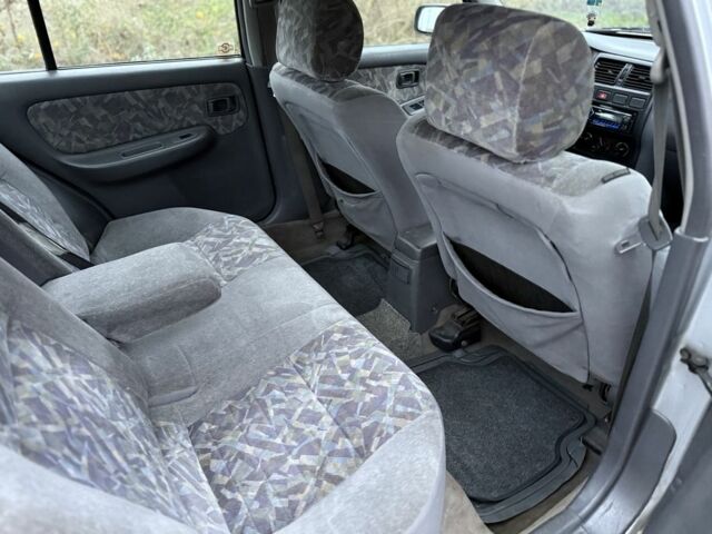 Серый Ниссан Альмера, объемом двигателя 1.6 л и пробегом 100 тыс. км за 1400 $, фото 9 на Automoto.ua