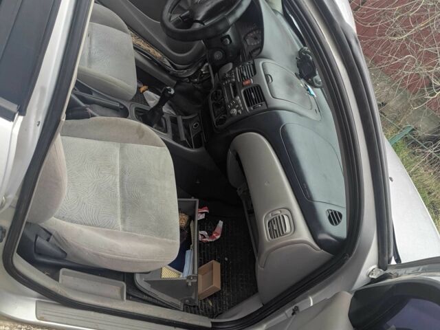 Сірий Ніссан Альмера, об'ємом двигуна 2.2 л та пробігом 470 тис. км за 1500 $, фото 6 на Automoto.ua