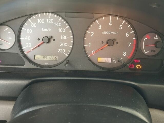 Серый Ниссан Альмера, объемом двигателя 1.5 л и пробегом 351 тыс. км за 3800 $, фото 6 на Automoto.ua